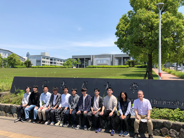 Group photo in front of the green belt in Nagoya University (May 18, 2022)